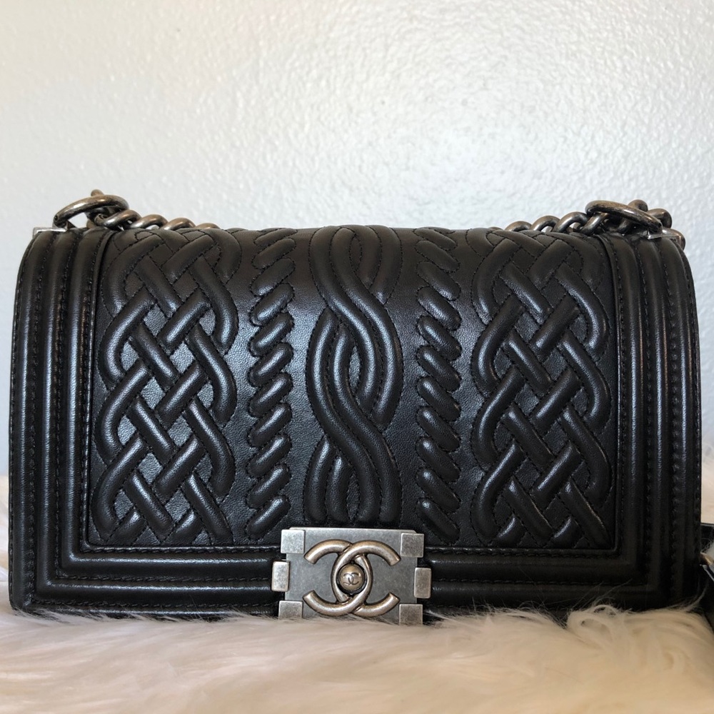 CHANEL Edinburgh Boy Flap Bag - Limited Edition - Picture 4 of 15
